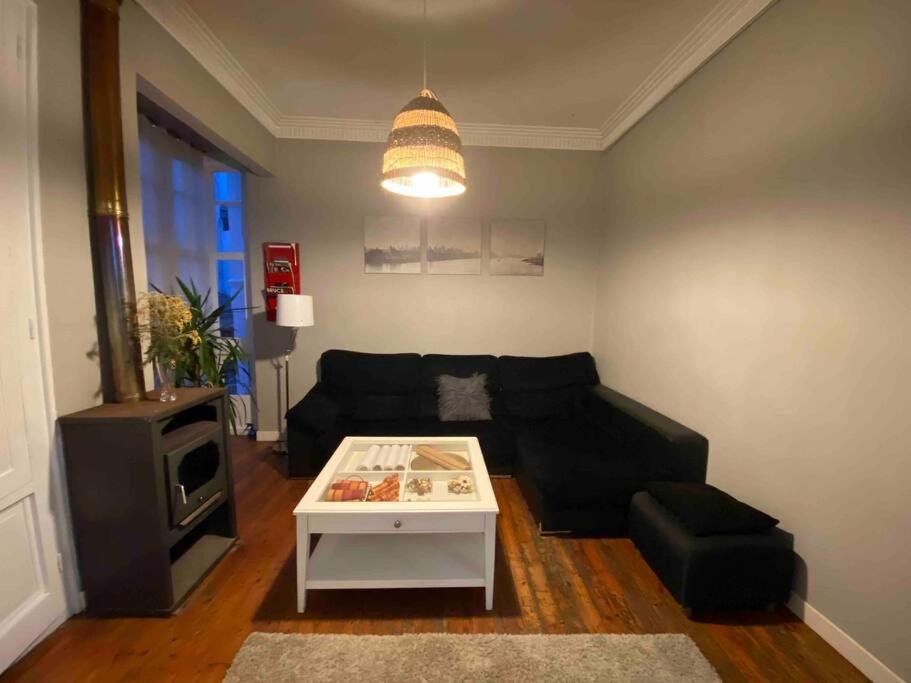 O Cerrulo Apartamento Centrico Pontedeume Puentedeume Exterior foto